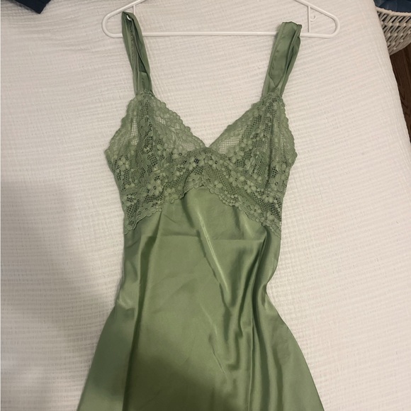 Princess Polly Green Silky Mini Dress - Picture 2 of 2